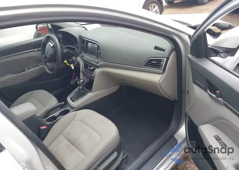 2018 Hyundai Elantra Sel z USA, uszkodzony, nr VIN 5NPD84LF1JH330011